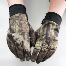 Load image into Gallery viewer, Autumn and winter men's and women's camouflage riding gloves full finger outdoor non-slip warm fleece gloves touch screen fishing gloves